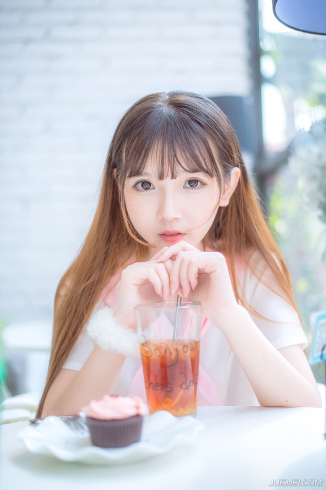 我可以笑着把面子给你，但是你不要拿我的面子放荡自己。行也是你，不行也是你，我用事实告诉你!